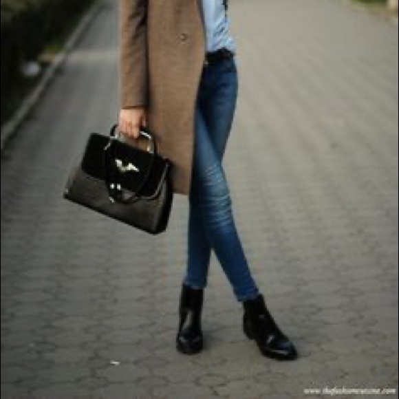 Madewell Chelsea Leather Ankle Boots, size 7 - Picture 10 of 14